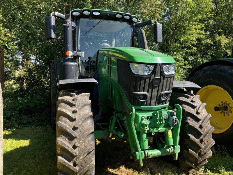 John Deere 6230R