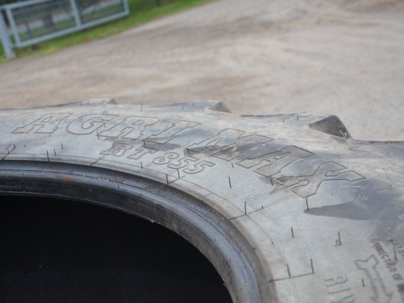 BKT 520/85R38 2 Stck.