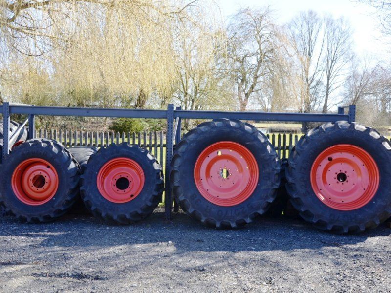 Mitas 520/70 R38 HC 70