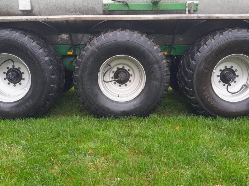 Meyer Lohne Tridem Güllefass