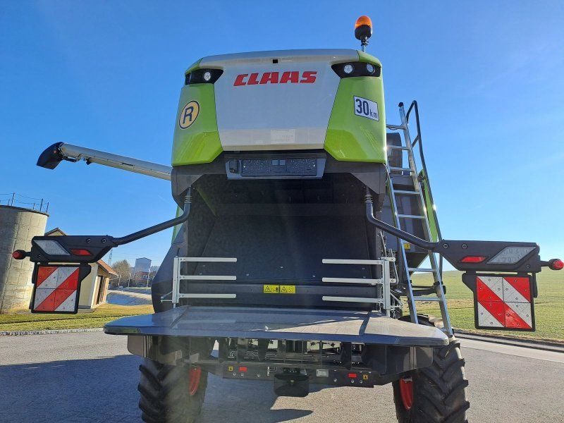 Claas TRION 520 (TRION 500)
