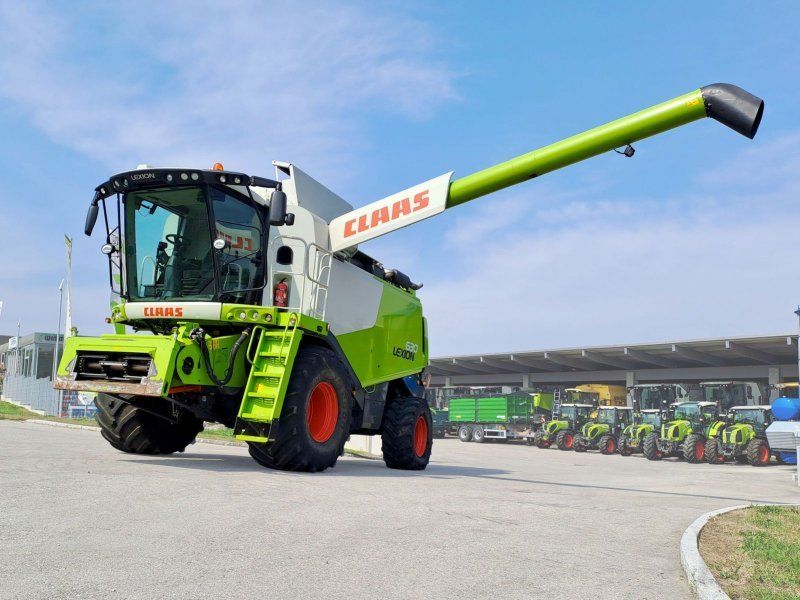 Claas LION 630 ALLRAD (er LION 600)