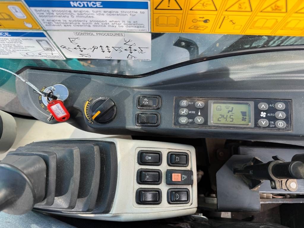 Kobelco SK350LC-10E - Hammer Lines / Quick Coupler