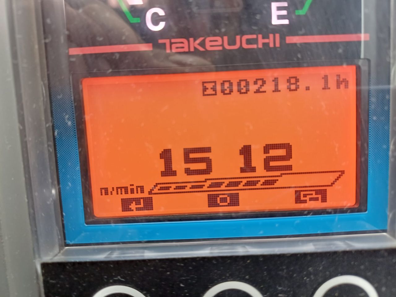 Takeuchi TB225 E | bj 2024 | 218uur | Sorteergrijper