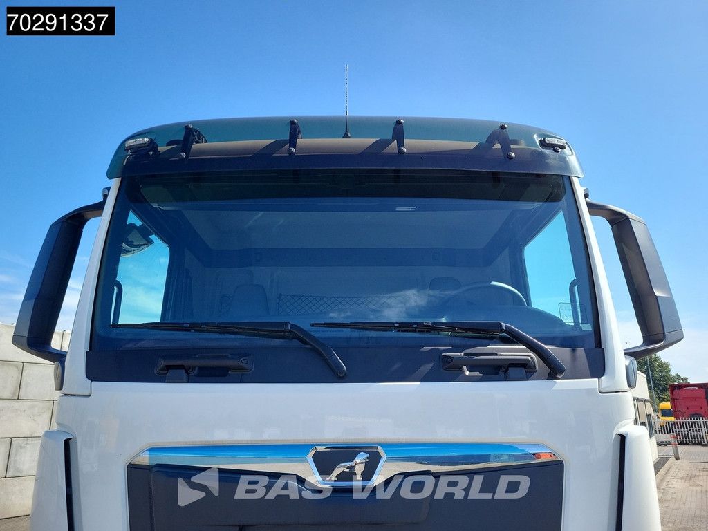 MAN TGS 41.400 8X4 New! Steelsuspension Big-Axle Manual Euro 2