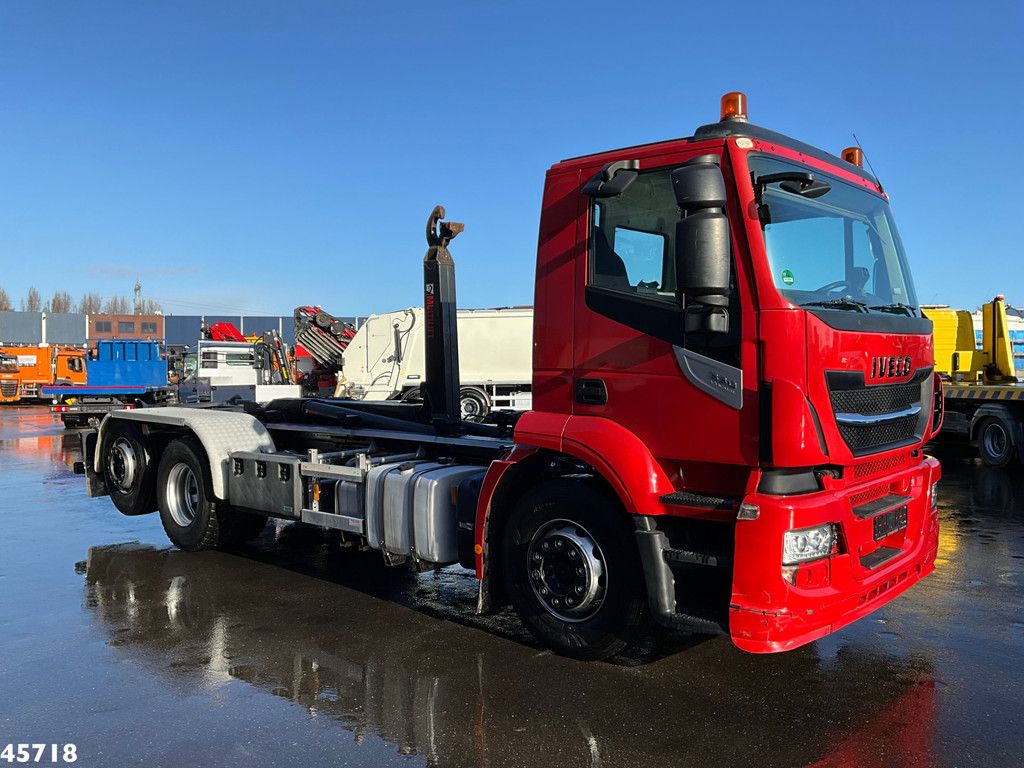 Iveco Stralis AD260S33 Euro 6 Multilift 20 Ton haakarmsysteem Just 197.693 Km!