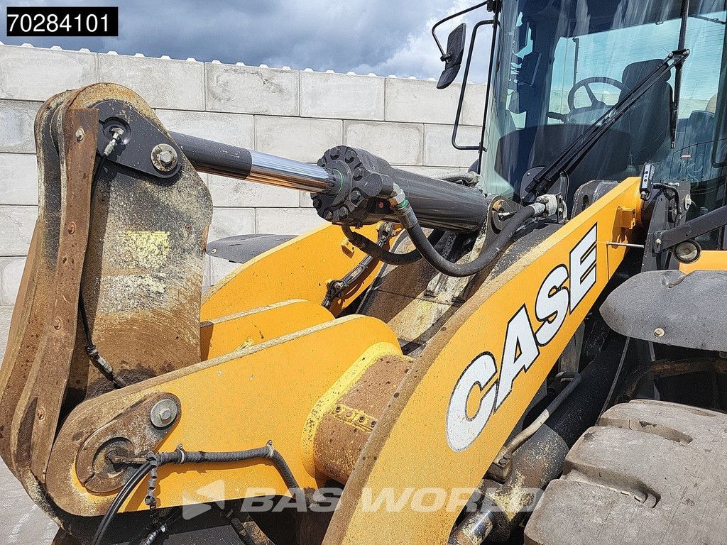 Case 821G GERMAN MACHINE