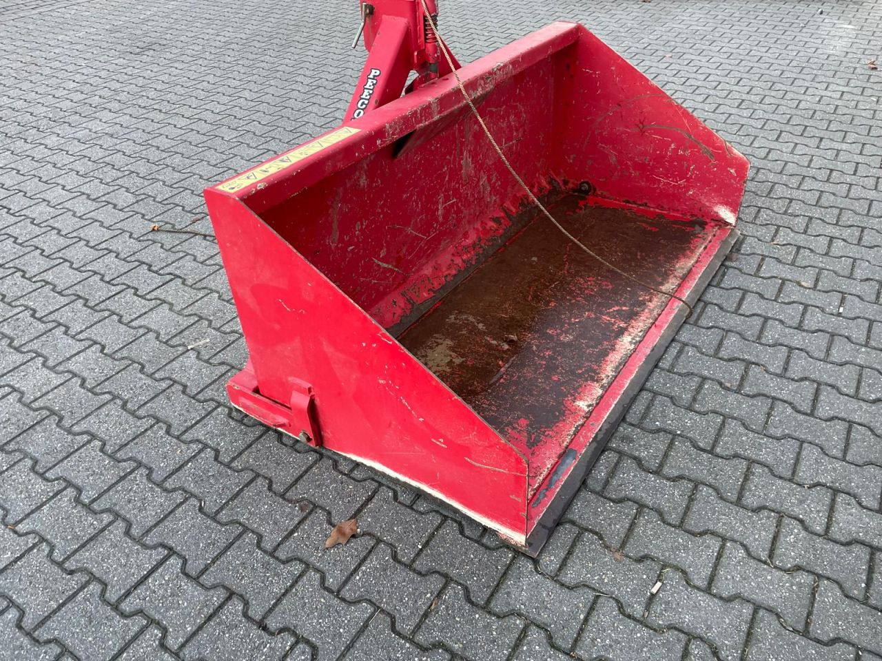 Peecon TB 180 transportbak / grondbak