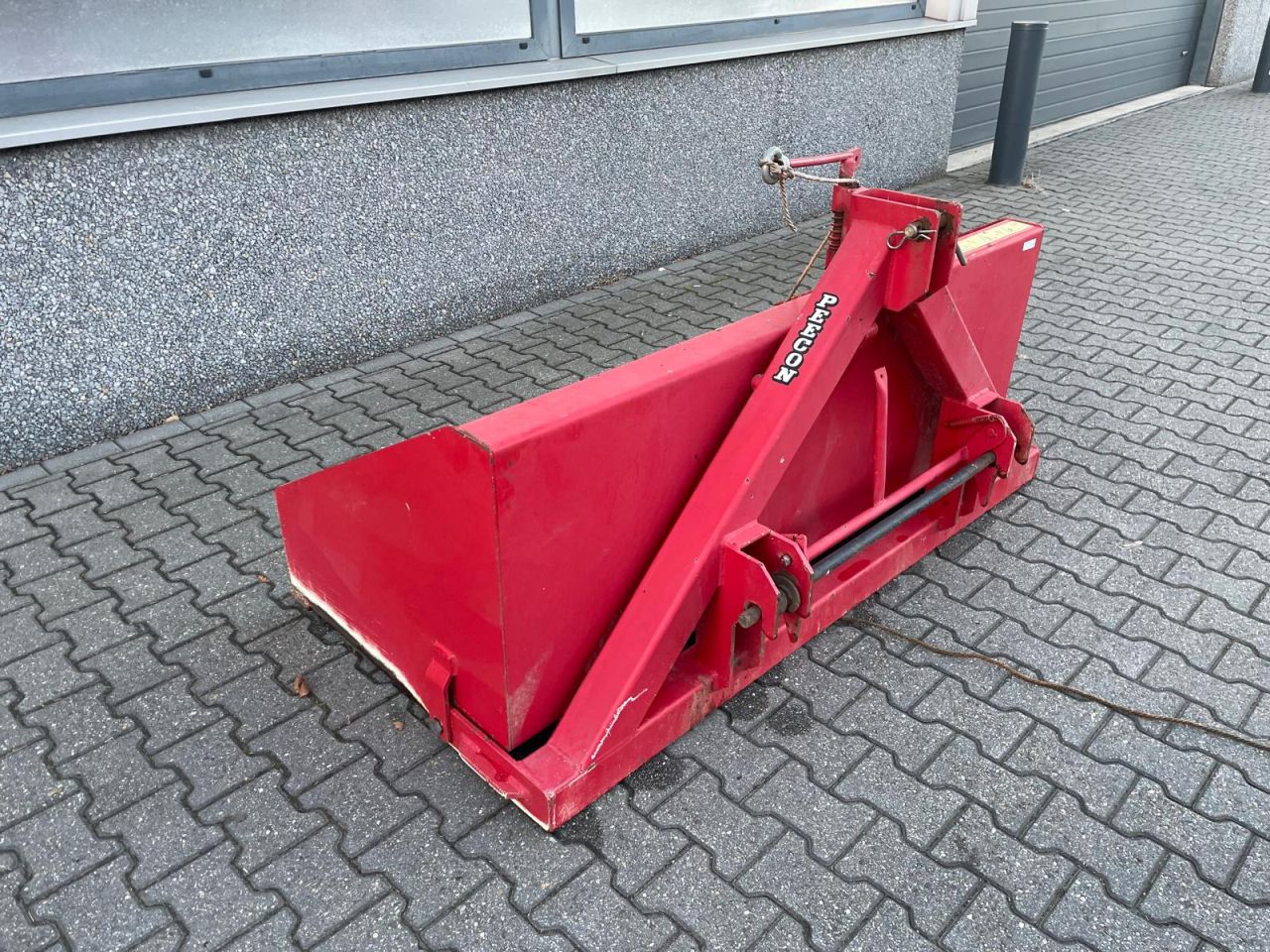 Peecon TB 180 transportbak / grondbak