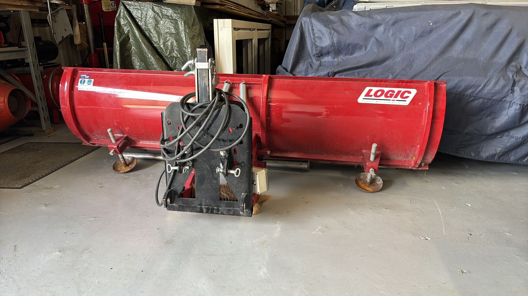 Zo goed als nieuw! Logic Elektrisch bedienbaar sneeuwschuiver