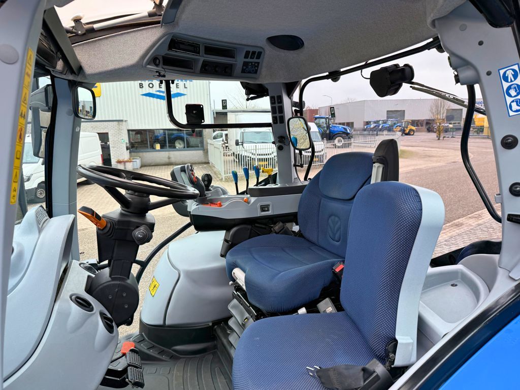 New Holland T6.180 DYN Stage V