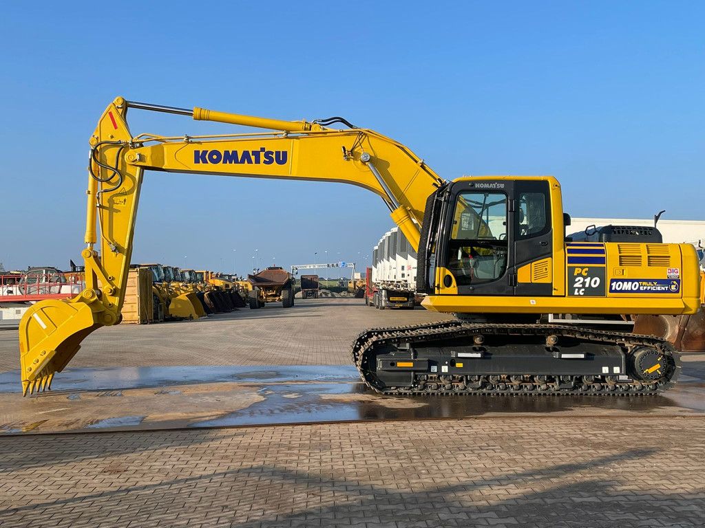Komatsu PC210LC-10MO