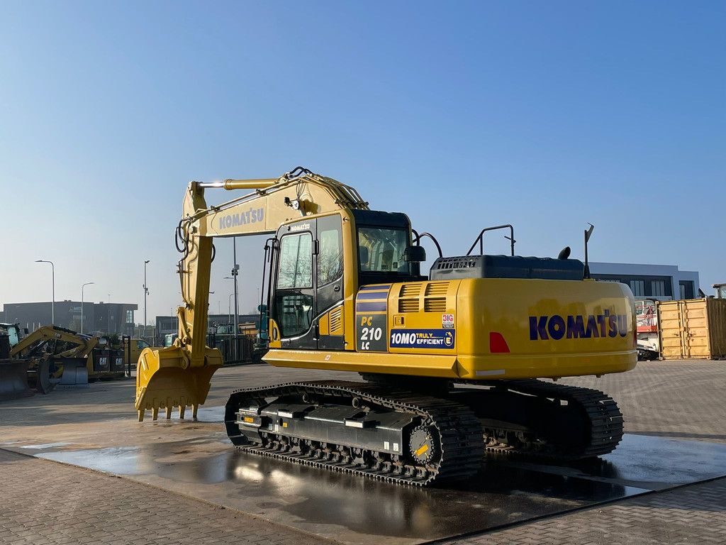 Komatsu PC210LC-10MO