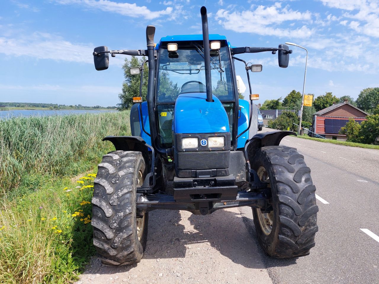 New Holland TS 90