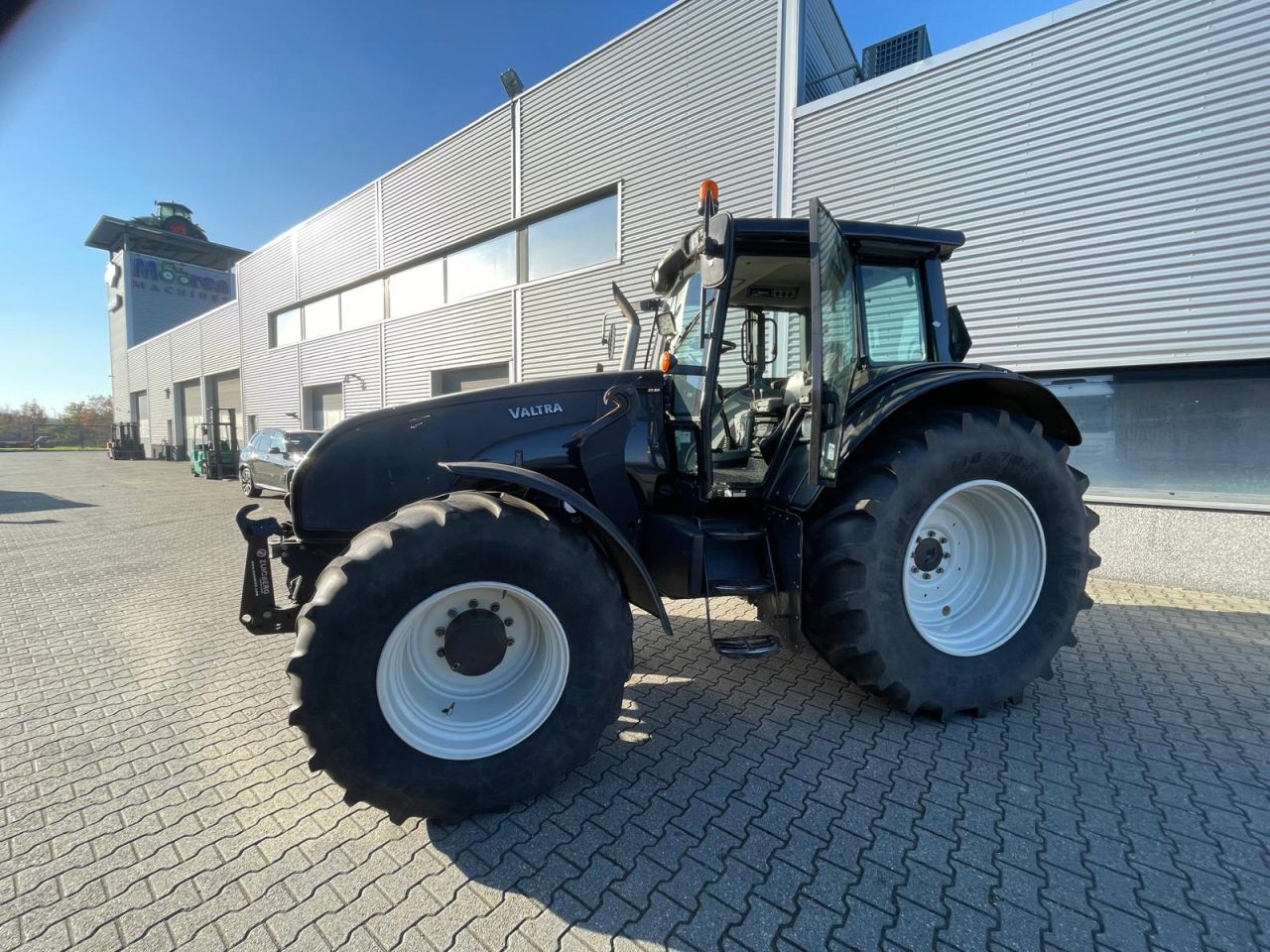 Valtra T151 tractor