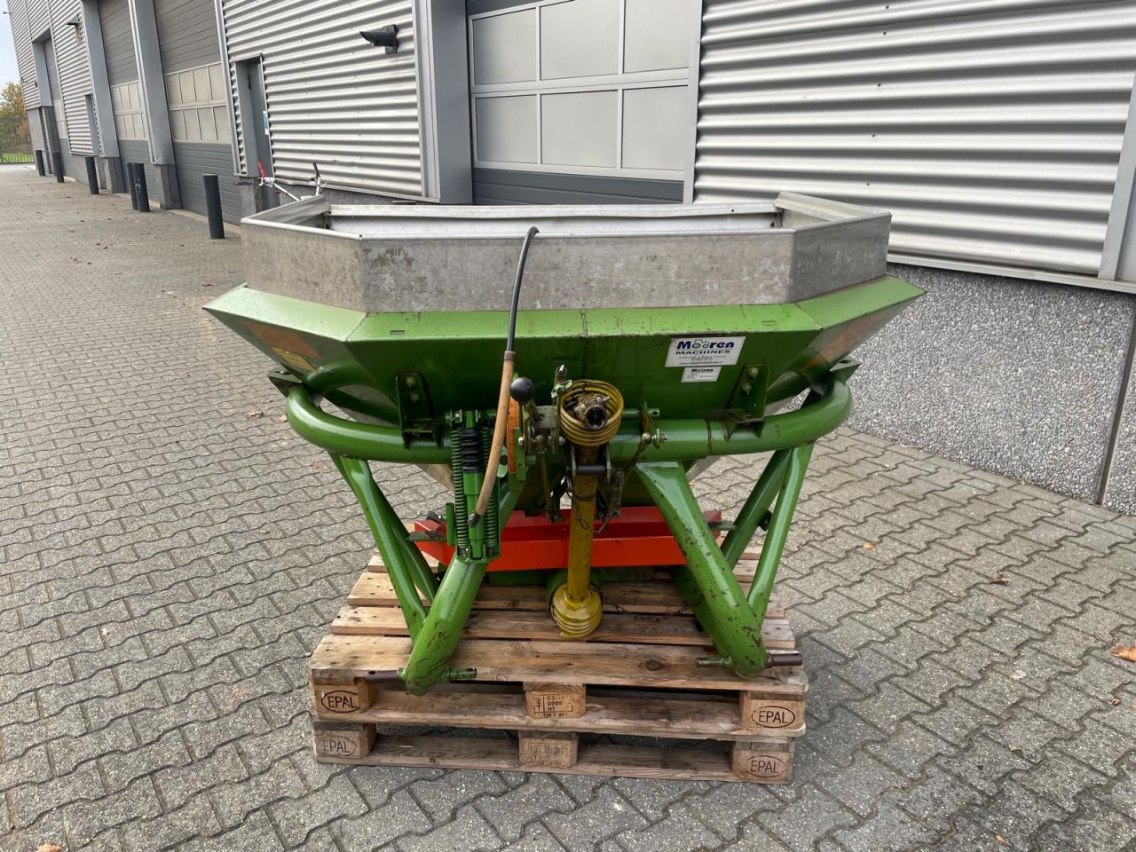 Amazone ZA-F 604 kunstmeststrooier