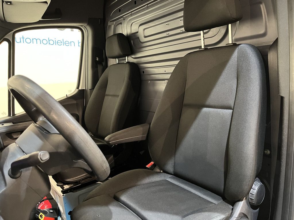 Mercedes-Benz Sprinter 311 CDI L2H2 RWD / Euro 6 / Servicebus / Bott inrichting / 220V / Airco / Oprijplaat / Compressor / CarPlay / Camera