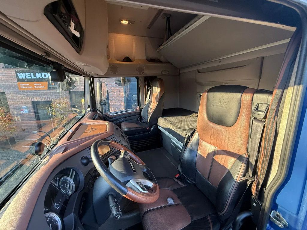 DAF XF 450 Super Space Cab + Gardner Denver XK18 Silo Compressor NL Truck APK 03-2026