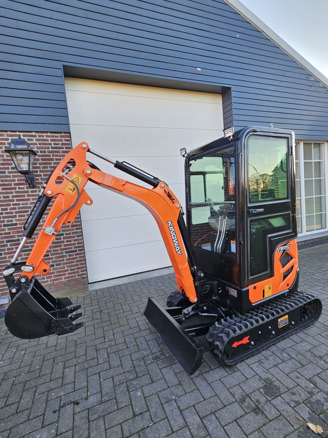 Minibagger Kingway VIP15, Joysticks, Knickmatick, Lieferung