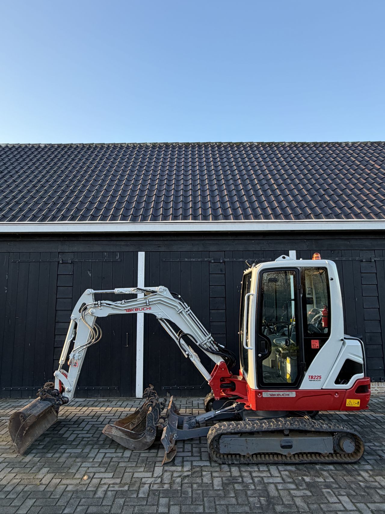 Takeuchi TB225 met 459 uur!!
