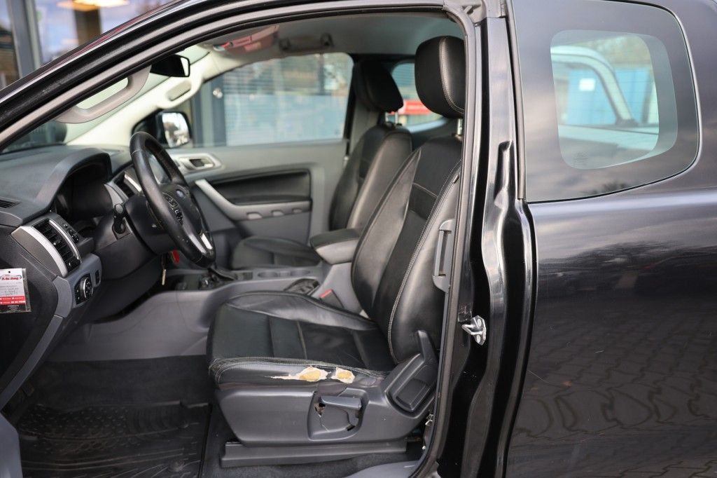 Ford Ranger 2.2 TDCI LIMITED SUPERCAB A/T 4WD VAN