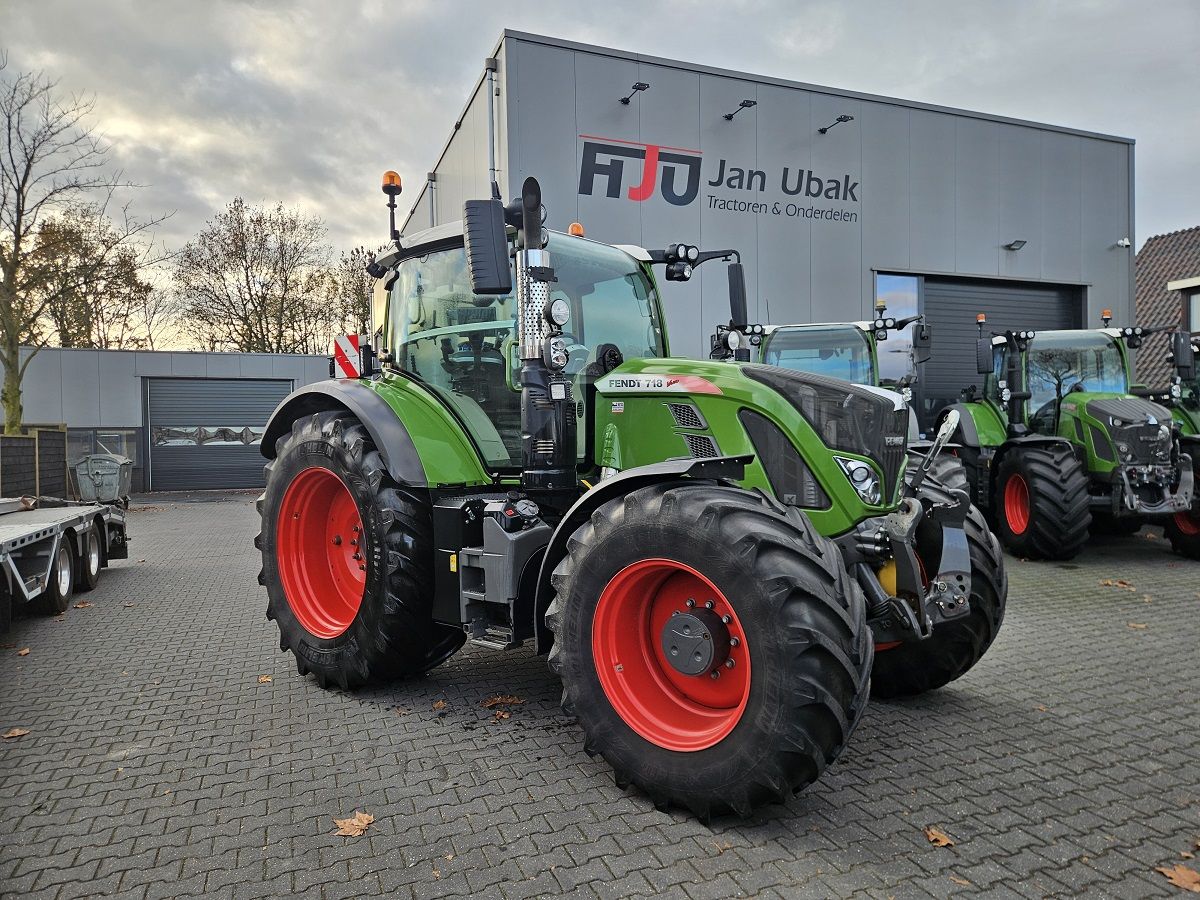 Fendt 718 S4 Profi
