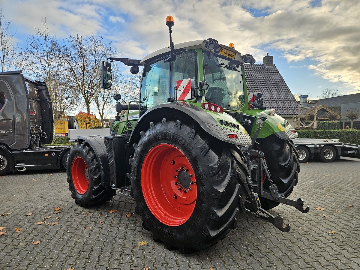 Fendt 718 S4 Profi