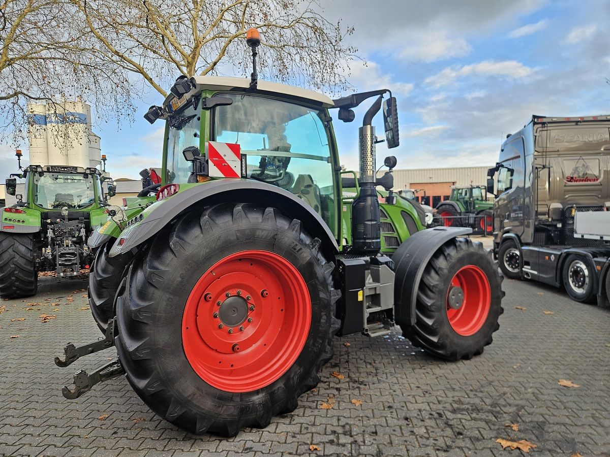 Fendt 718 S4 Profi