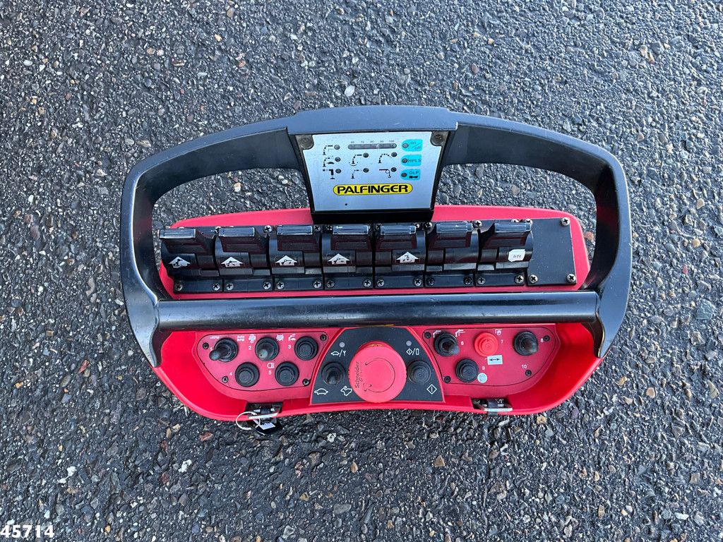 DAF FAN 85 CF 360 Palfinger 23 Tonmeter laadkraan