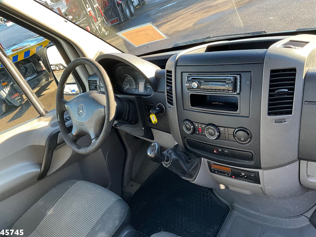 Mercedes-Benz Sprinter 513 2.2 CDI Hiab 2 Tonmeter laadkraan Just 196.629 km!