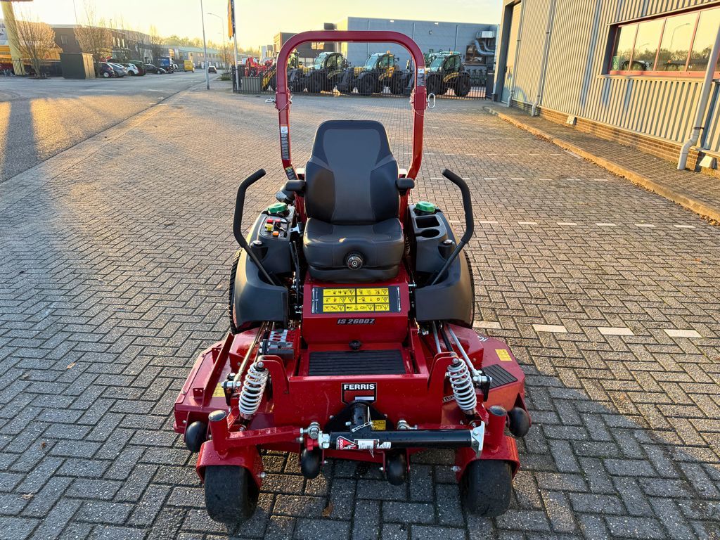 FERRIS IS2600 Zero Turn Maaier