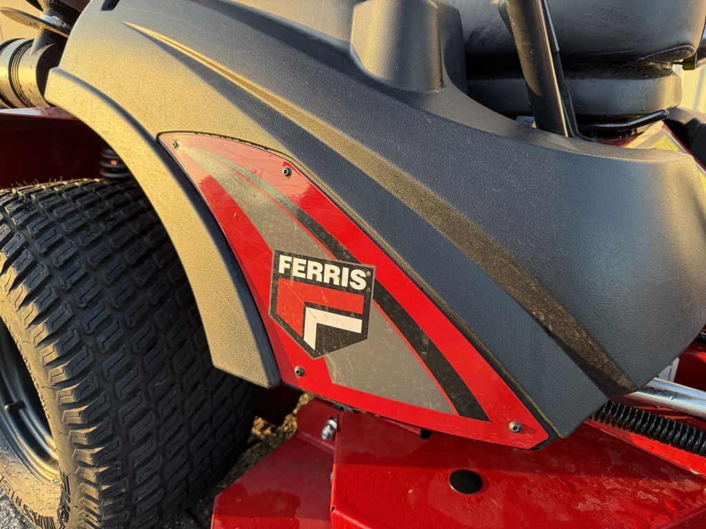 FERRIS IS2600 Zero Turn Maaier