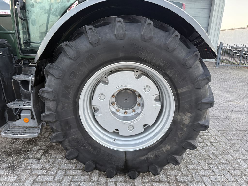 Fendt 720 Vario ProfiPlus + Cargo 5X85