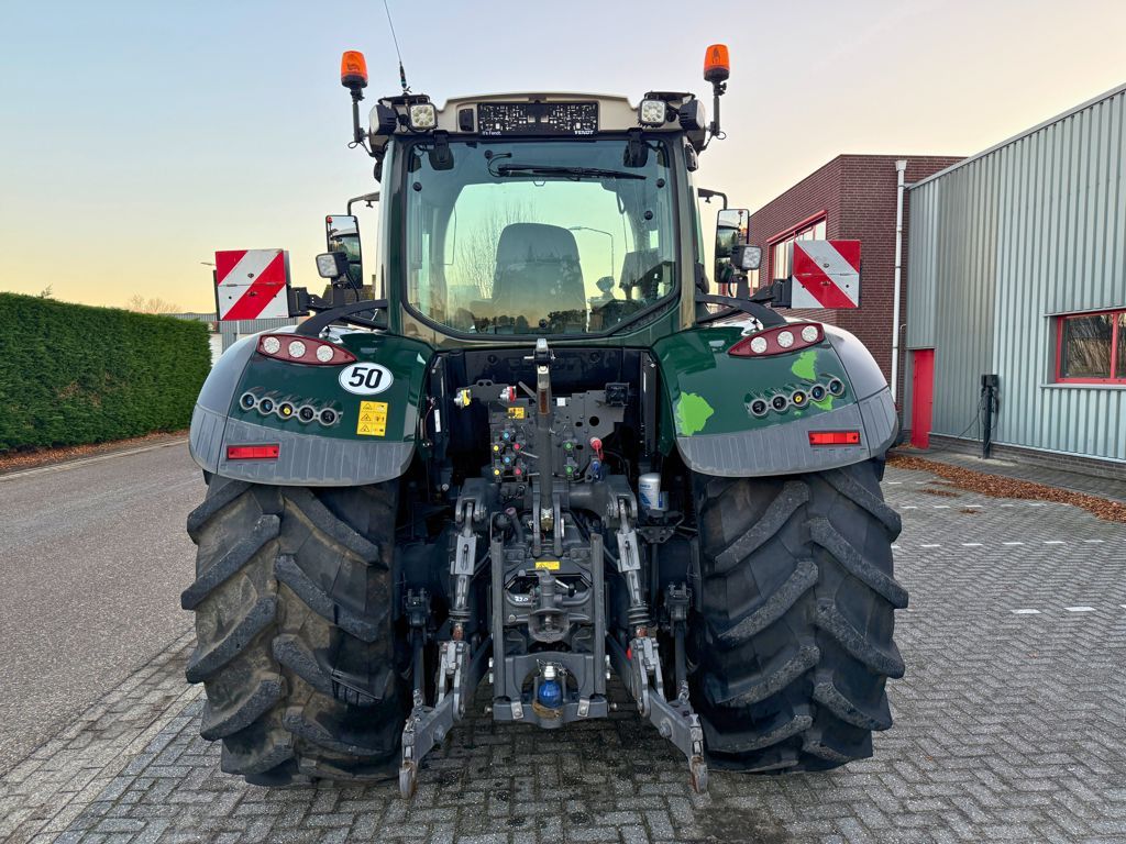Fendt 720 Vario ProfiPlus + Cargo 5X85