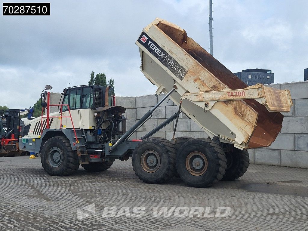 Terex TA300 Laadklep