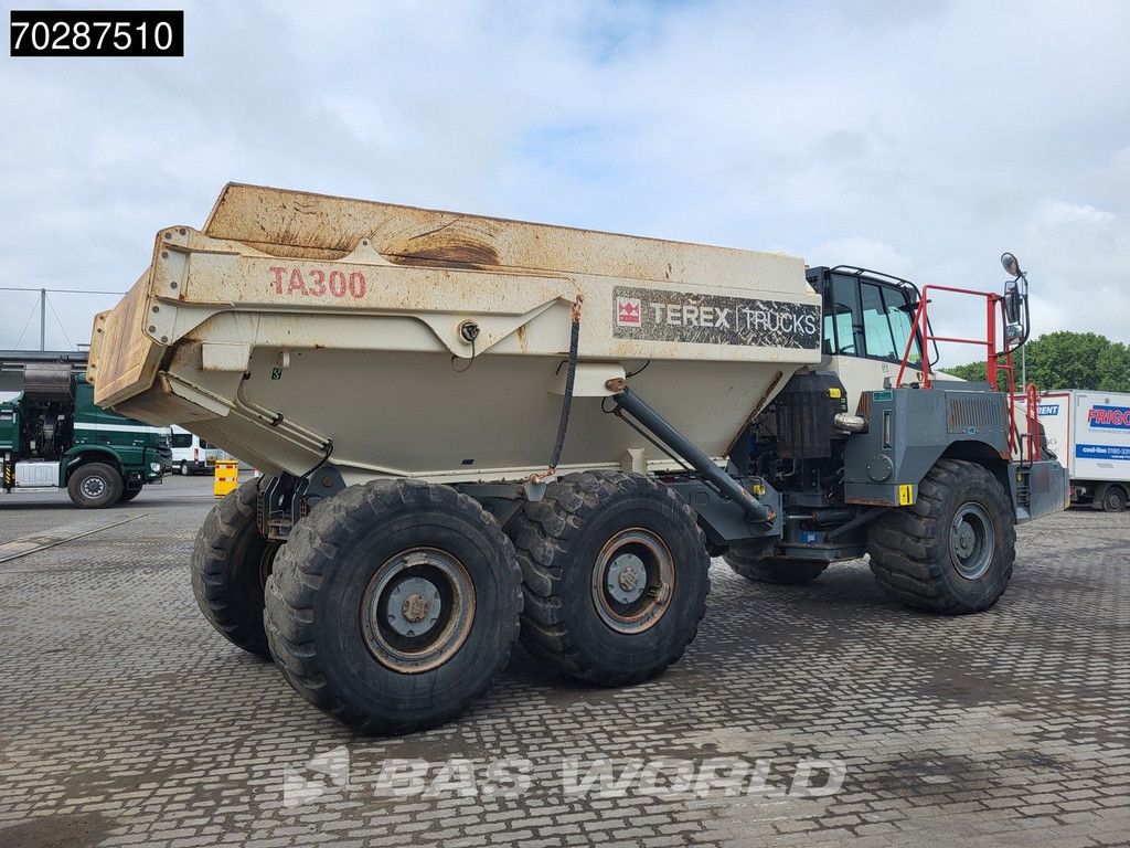 Terex TA300 Laadklep