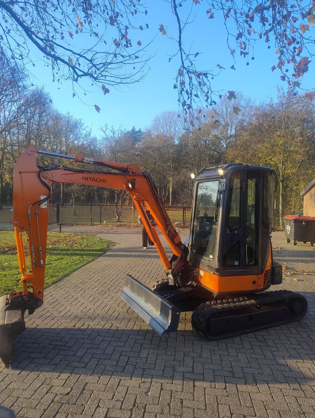 Hitachi zx35u 2010 minigraver sloop sorteer functie graafmachine