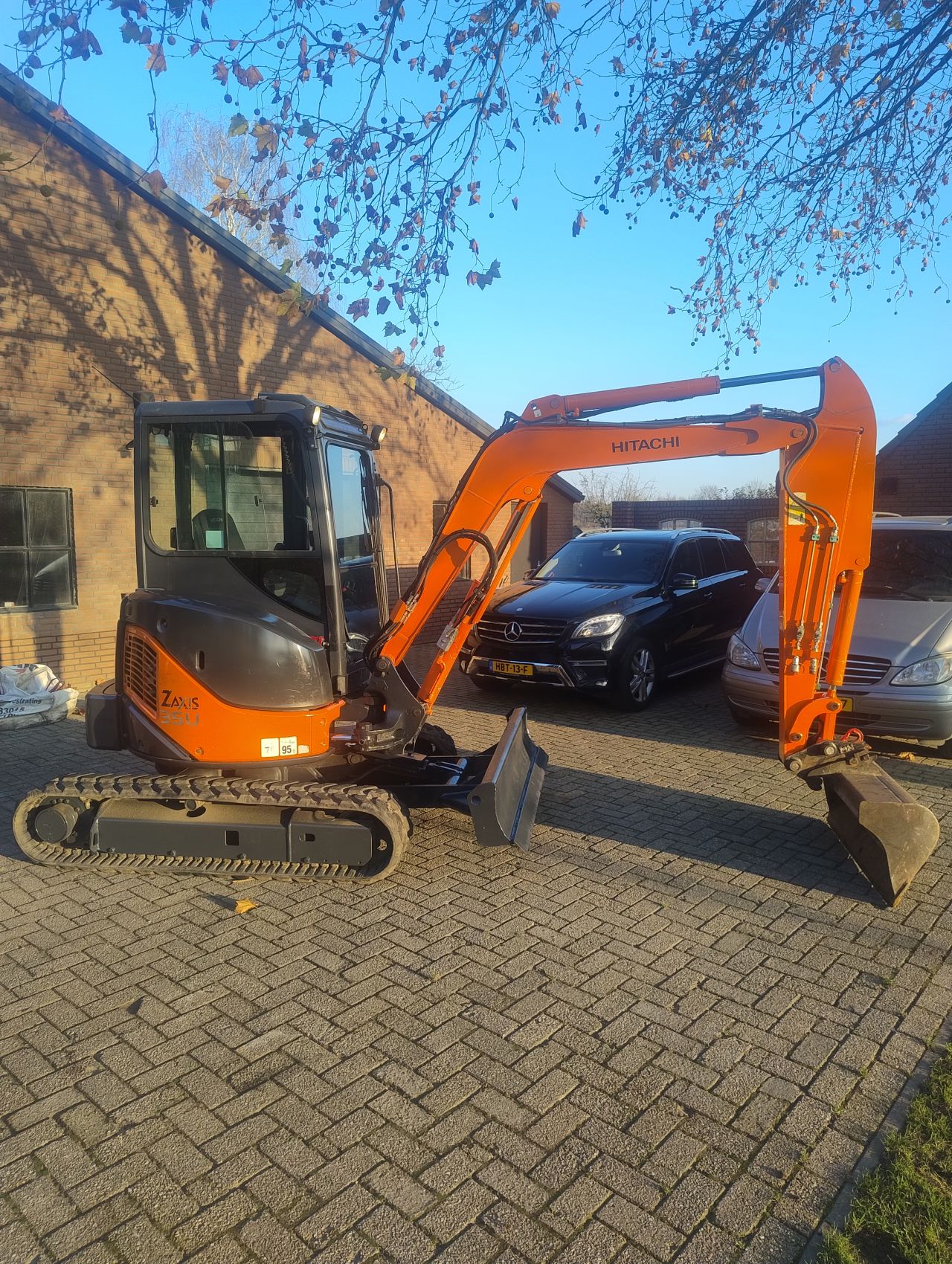 Hitachi zx35u 2010 minigraver sloop sorteer functie graafmachine