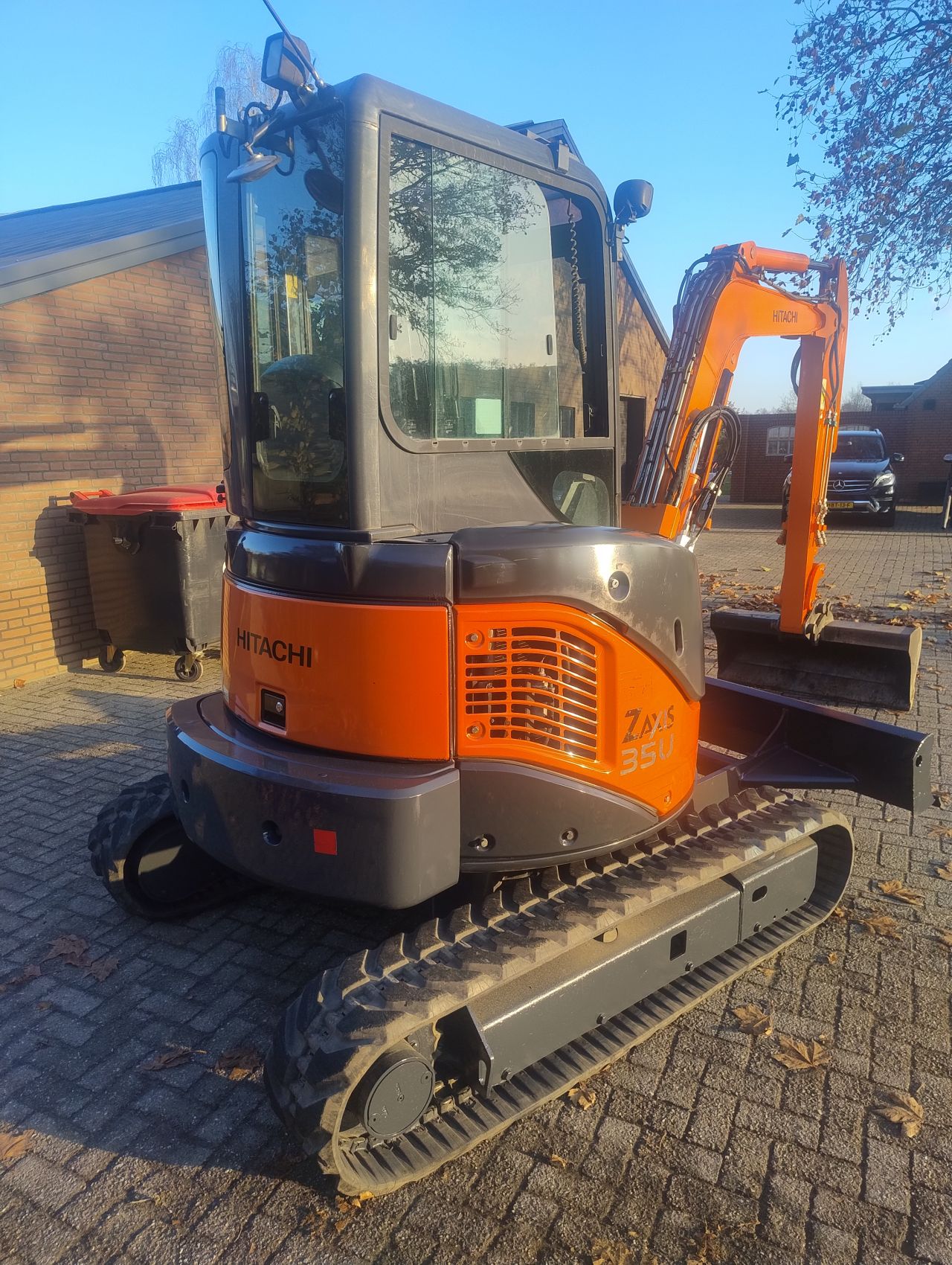 Hitachi zx35u 2010 minigraver sloop sorteer functie graafmachine