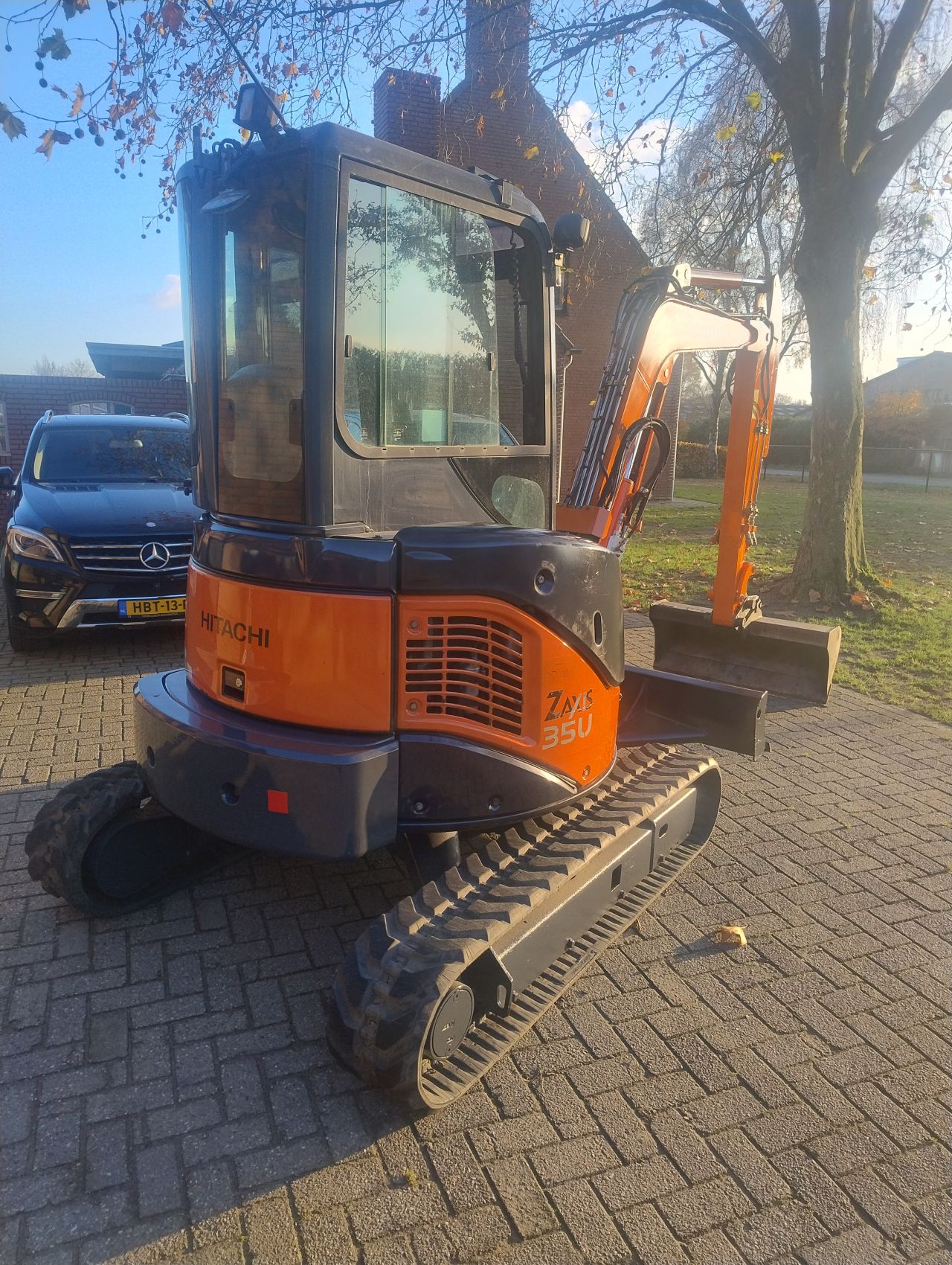 Hitachi zx35u 2010 minigraver sloop sorteer functie graafmachine