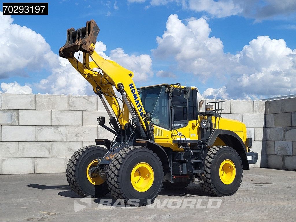 Komatsu WA380 -8E0 DUTCH MACHINE