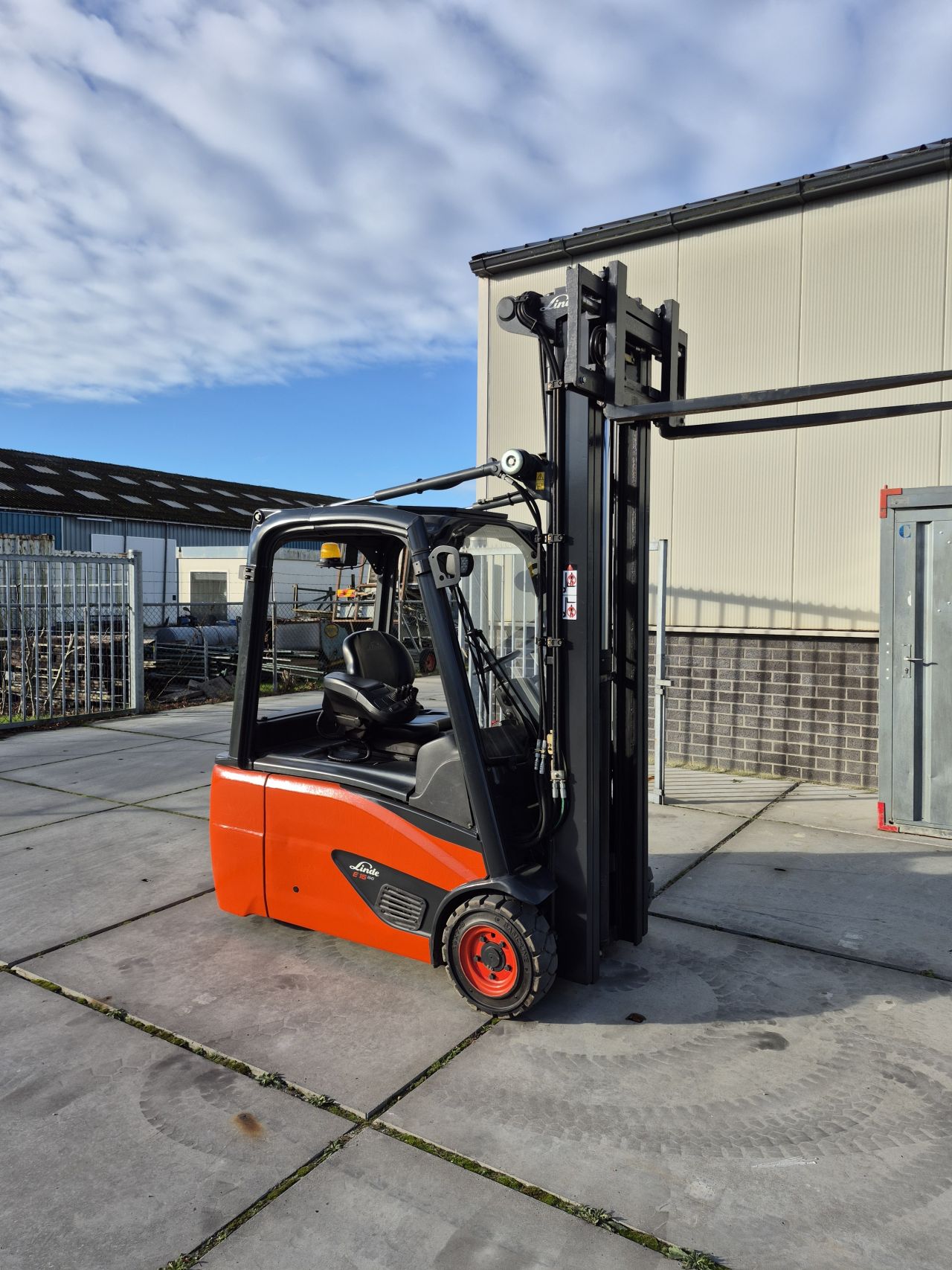 Linde E16L-02 triplex sideshift 6.220 mm bj 2015 7430 uur