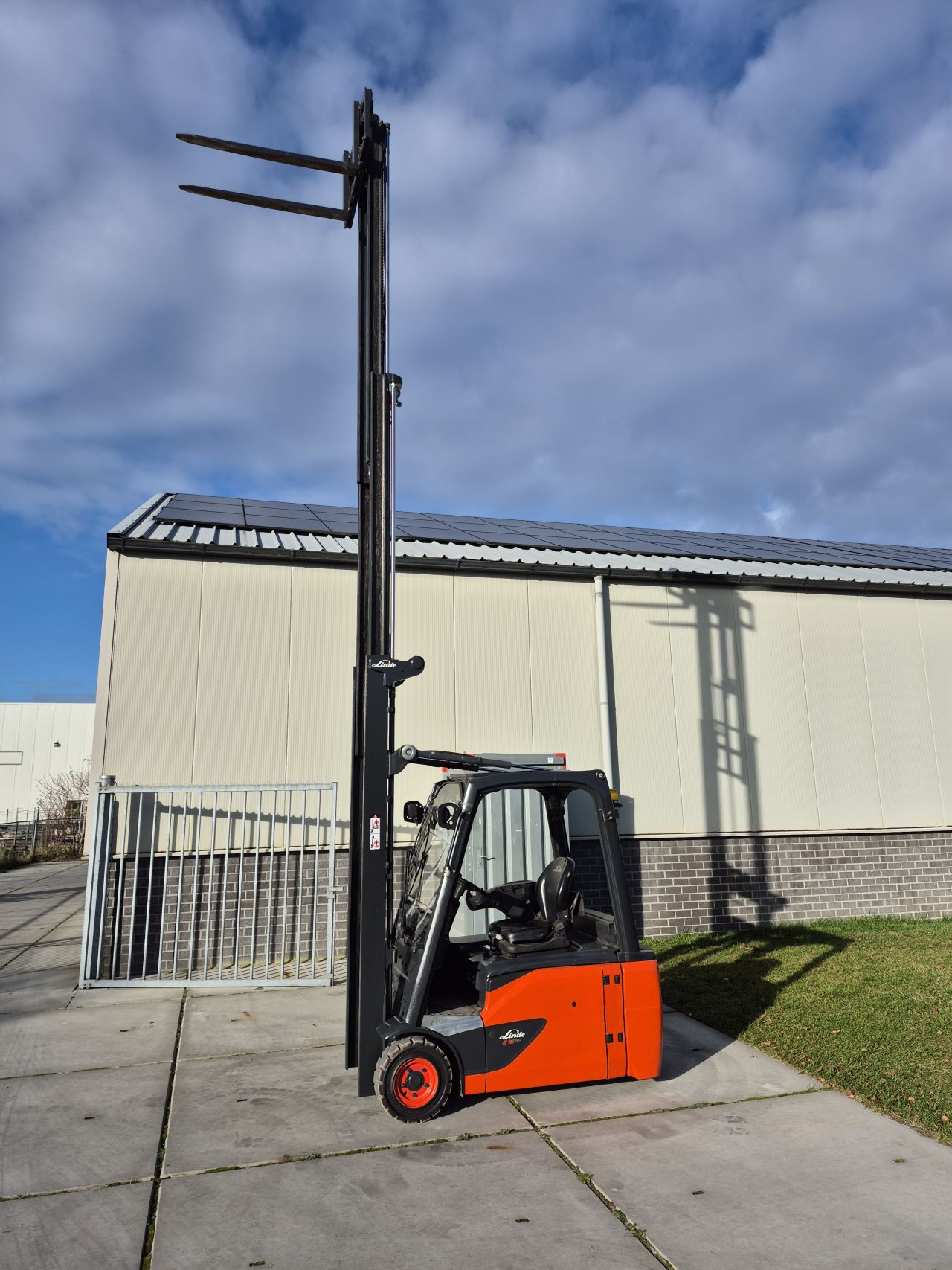 Linde E16L-02 triplex sideshift 6.220 mm bj 2015 7430 uur