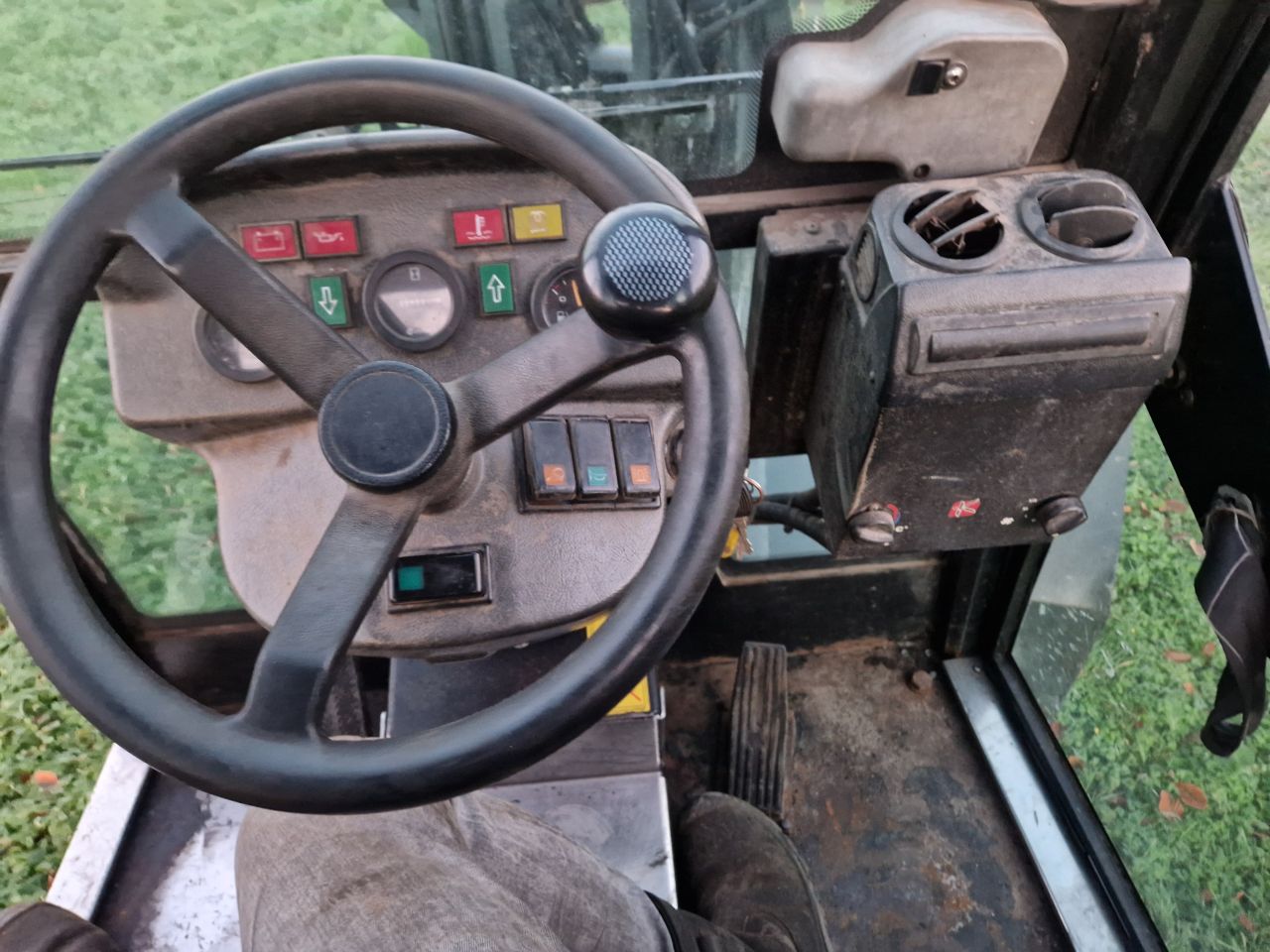 Shovel giant V 881 T schaffer weidemann 4x4