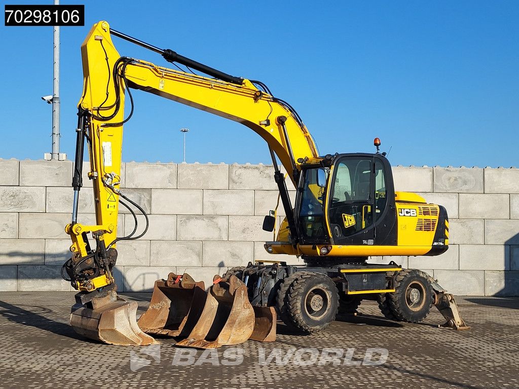 JCB JS175 WT4i Tiltrotator - 3 Buckets