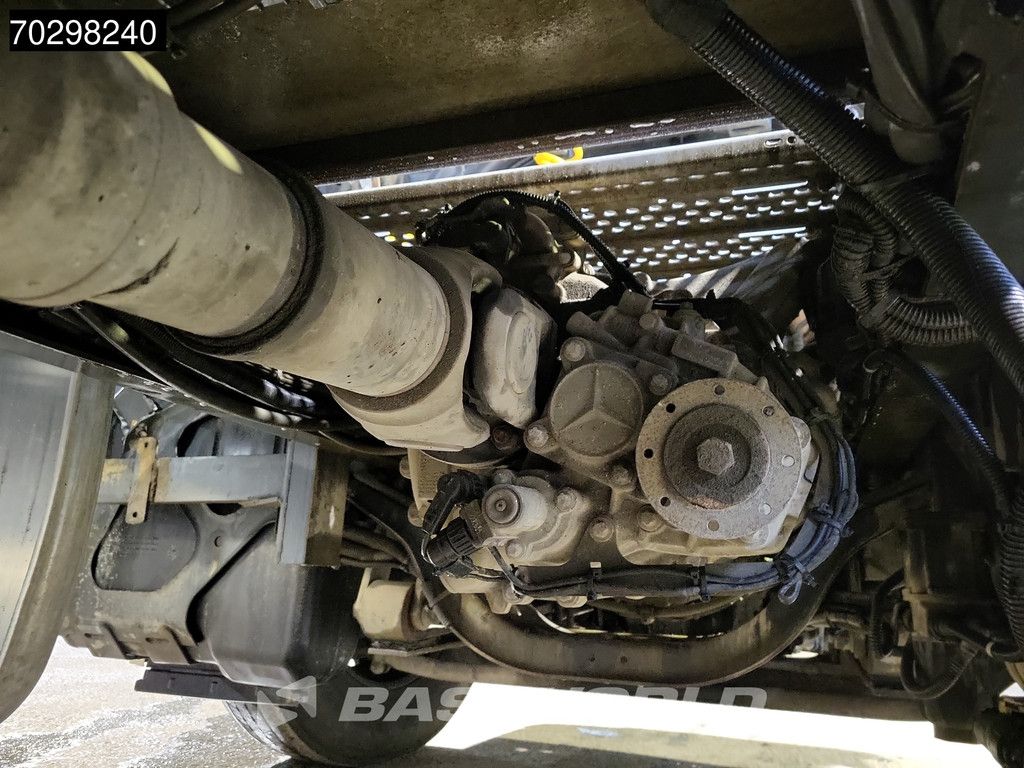 Mercedes Actros 1942 4X2 StreamSpace PTO