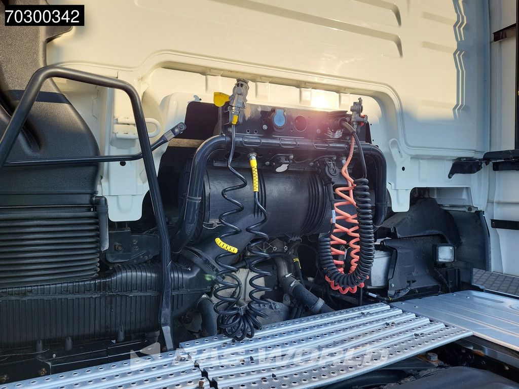 MAN TGX 18.460 4X2 XLX Retarder 2xTanks