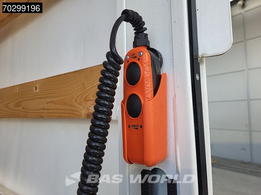 MAN TGL 12.250 4X2 LIKE NEW! 12tonner Curtainsider 1500kg Ladebordwand Euro 6