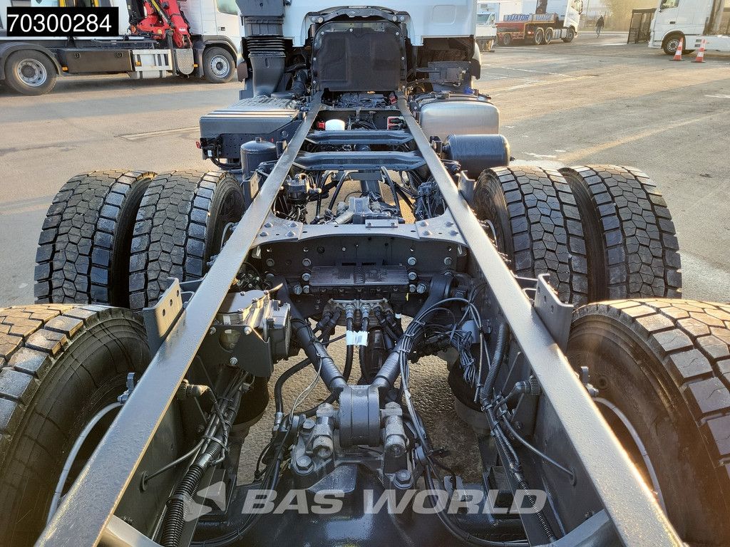 Iveco X-Way X-Way 500 6X4 NEW 6x4 chassis Sleepercab Rear Air suspension Automatic Euro 6