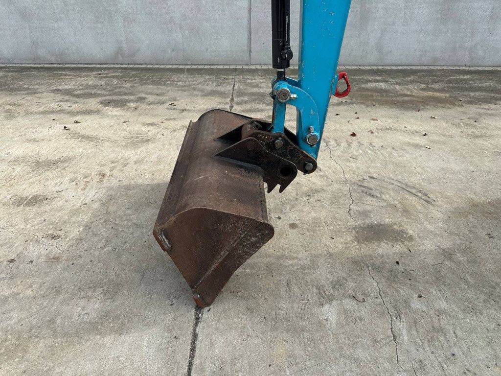 Rupsgraafmachine Airmann AX33u-7 Diesel 2023